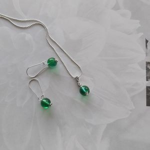 Green Quartz Earrings & Necklace